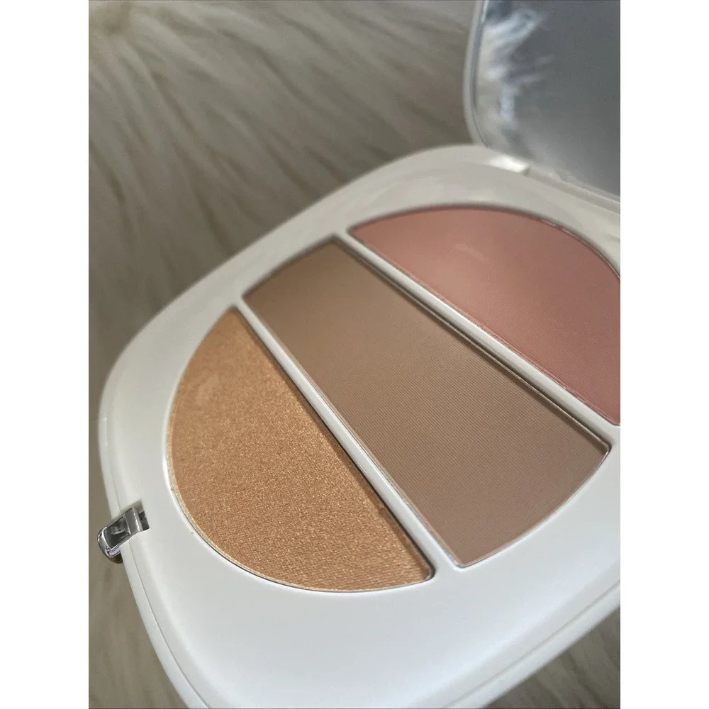 Marc Jacobs O!Mega X Three Omega Powder Blush-Bronze-Highlight Palette